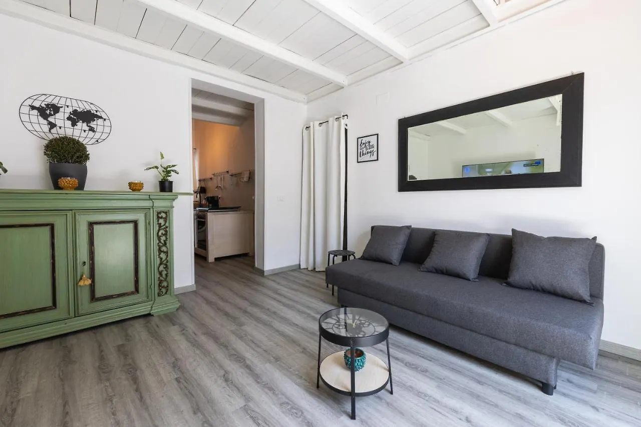 Elly Holiday House Palermo Dom wakacyjny