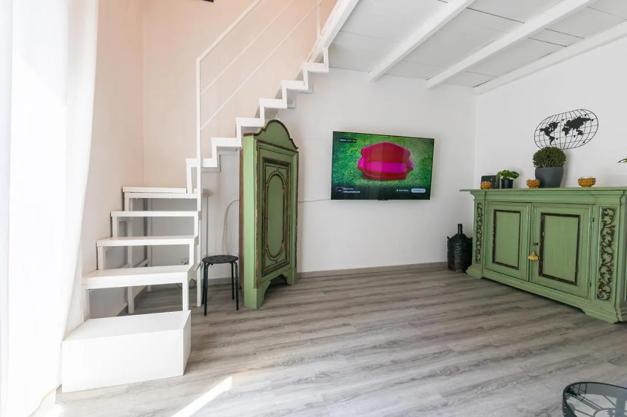 Prázdninový dům Elly Holiday House Palermo Itálie